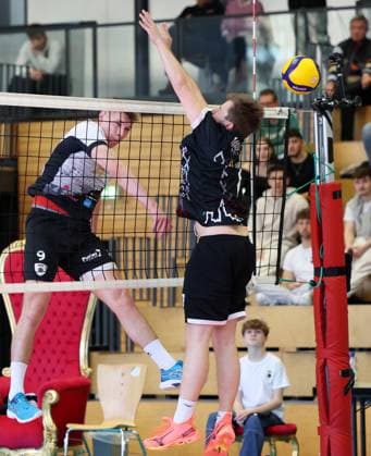 BAU 23 02 2025 Ludwigsburg Volleyball Barock Volleys Ludwigsburg vs SSG Langen, f l Raphael Luca Noz LB , Lukas Pfahlert Langen