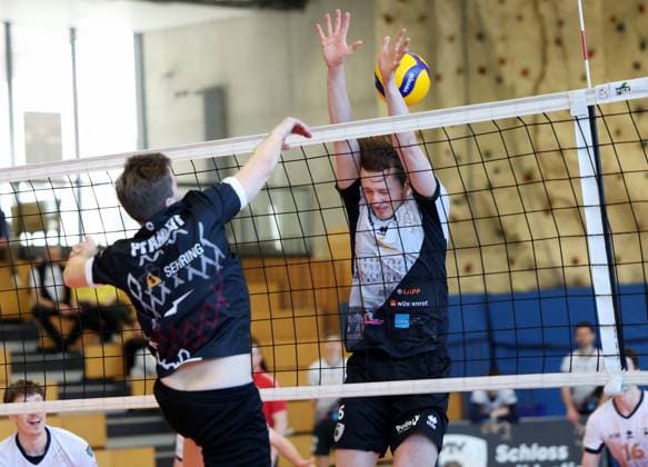BAU 23 02 2025 Ludwigsburg Volleyball Barock Volleys Ludwigsburg vs SSG Langen, f l , Lukas Pfahlert Langen , Ben Simon Bonin LB