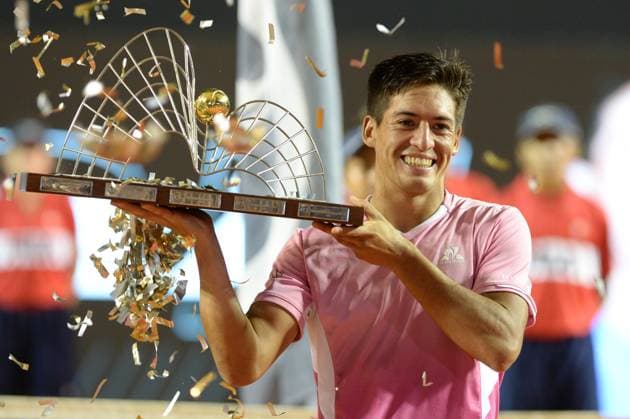 Rio open, etapa do ATP, Tennis Herren world tour 500 Rio de janeiro (rj), 23 02 2025 - rio open atp 500 rj - sebastian baez receives the champion award during the final of the rio open, a stage of the atp world tour 500, which takes place at the brazilian jockey club in gavea, south zone of rio de janeiro, this sunday, february 23, 2025. (Foto: Clever Felix Thenews2 imago images) SPO  Copyright: xCleverxFelixx