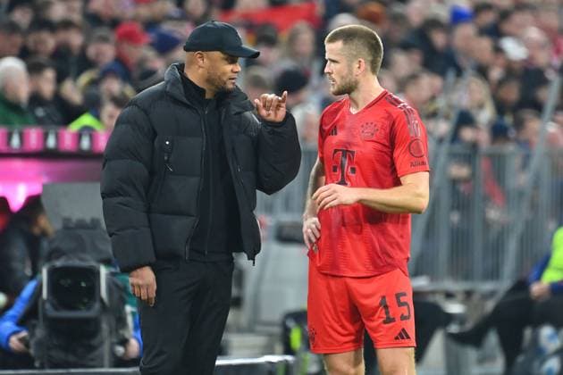 Coach Vincent KOMPANY Bayern Muenchen with Eric DIER Bayern Muenchen , gestures, gives instructions Football 1 Bundesliga Season 2024 2025, 23 Matchday, Matchday23 FC Bayern Muenchen Eintracht Frankfurt 4 0 on 23 02 2025 , A L L I A N Z A R E N A