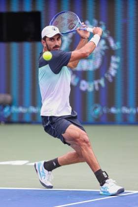 Hady Habib LBN , Dubai Duty Free Tennis Championships, Dubai, U A E Tennis Dubai Tennis Championships 2025 ATP Dubai Duty Free Tennis Stadium Dubai United Arab Emirates 24 February 2025 Copyright: xJuergenxHasenkopfx