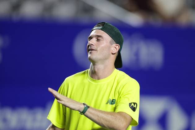 (250225) -- ACAPULCO, Feb. 25, 2025 -- Tommy Paul of the United States celebrates scoring during the men s singles round of 32 match against Gabriel Diallo of Canada at the 2025 ATP, Tennis Herren Mexican Open tennis tournament in Acapulco, Mexico, Feb. 24, 2025. (Photo by Xinhua) (SP)MEXICO-ACAPULCO-TENNIS-ATP-MEXICAN OPEN-MEN S SINGLES FranciscoxCanedo 