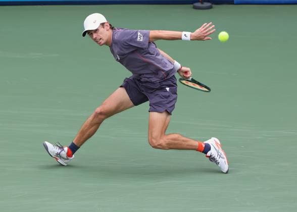 Alex De Minaur AUS , Dubai Duty Free Tennis Championships, Dubai, U A E Tennis Dubai Tennis Championships 2025 ATP Dubai Duty Free Tennis Stadium Dubai United Arab Emirates 25 February 2025 Copyright: xJuergenxHasenkopfx