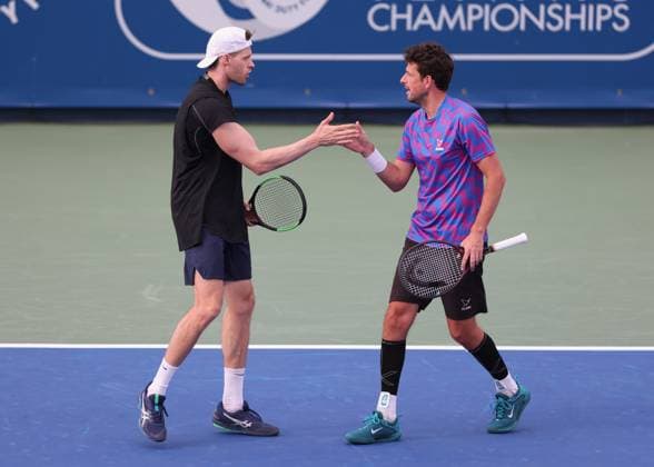 Robin Haase and Hendrik Jebens Cap , Men Doubles, Men s Doubles, Dubai Duty Free Tennis Championships, Dubai, U A E Tennis Dubai Tennis Championships 2025 ATP Dubai Duty Free Tennis Stadium Dubai United Arab Emirates 25 February 2025 Copyright: xJuergenxHasenkopfx