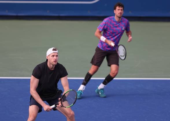 Robin Haase and Hendrik Jebens Cap , Men Doubles, Men s Doubles, Dubai Duty Free Tennis Championships, Dubai, U A E Tennis Dubai Tennis Championships 2025 ATP Dubai Duty Free Tennis Stadium Dubai United Arab Emirates 25 February 2025 Copyright: xJuergenxHasenkopfx