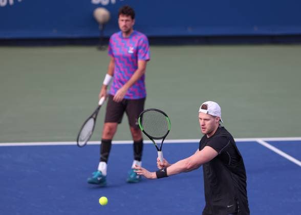 Robin Haase and Hendrik Jebens Cap , Men Doubles, Men s Doubles, Dubai Duty Free Tennis Championships, Dubai, U A E Tennis Dubai Tennis Championships 2025 ATP Dubai Duty Free Tennis Stadium Dubai United Arab Emirates 25 February 2025 Copyright: xJuergenxHasenkopfx