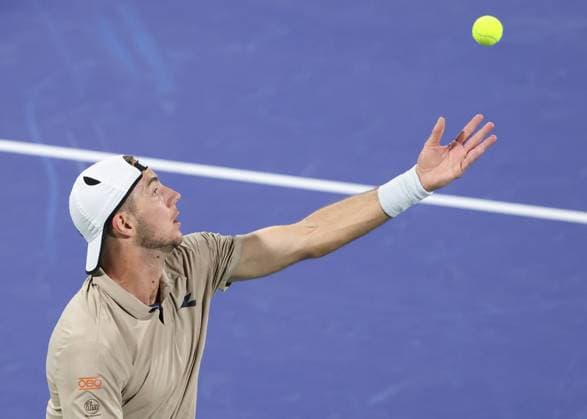 Jan Lennard Struff GER , Dubai Duty Free Tennis Championships, Dubai, U A E Tennis Dubai Tennis Championships 2025 ATP Dubai Duty Free Tennis Stadium Dubai United Arab Emirates 25 February 2025 Copyright: xJuergenxHasenkopfx