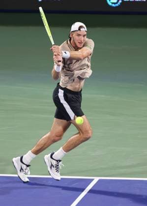 Jan Lennard Struff GER , Dubai Duty Free Tennis Championships, Dubai, U A E Tennis Dubai Tennis Championships 2025 ATP Dubai Duty Free Tennis Stadium Dubai United Arab Emirates 25 February 2025 Copyright: xJuergenxHasenkopfx