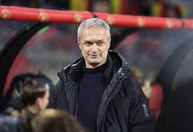 25 02 2025 Football womens soccer international match UEFA Women s Nations League Germany Germany DEU GER gg Austria Austria AUT DaMa xdaxmax Christian Wück coach, Germany laughs laughs joy joy