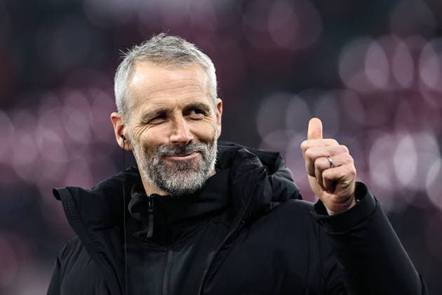 Sport Themen der Woche KW09 Sport Bilder des Tages Trainer Marco Rose (RB Leipzig) - 1 DFB Pokal Viertelfinale Fussball Saison 2024-2025 RB Leipzig vs. VfL Wolfsburg in der Red Bull Arena in Leipzig - Fussball,Deutschland,Mann,Männer,26.02.2025 *** Coach Marco Rose RB Leipzig 1 DFB Cup quarter-final football season 2024 2025 RB Leipzig vs VfL Wolfsburg at the Red Bull Arena in Leipzig Football,Germany,Man,Men,26 02 2025