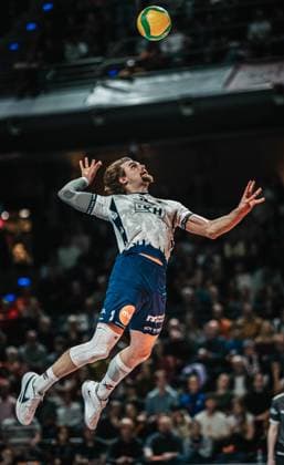 Volleyball Men Season 2024 2025 CEV Champions League 2025 Playoffs CLVM 92 Berlin Recycling Volleys vs SVG Lüneburg 26 02 2025 Michael Patrick Wright 3 SVG Lüneburg serving Berlin Max Schmeling Halle Berlin Germany