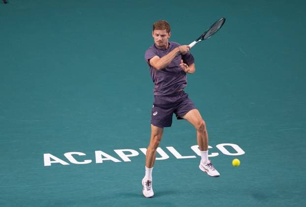 (250227) -- ACAPULCO, Feb. 27, 2025 -- David Goffin of Belgium hits a return during the men s singles round of 16 match against Ben Shelton of the United States at the 2025 ATP, Tennis Herren Mexican Open tennis tournament in Acapulco, Mexico, Feb. 26, 2025. ) (SP)MEXICO-ACAPULCO-TENNIS-ATP-MEXICAN OPEN-MEN S SINGLES LixMengxin 