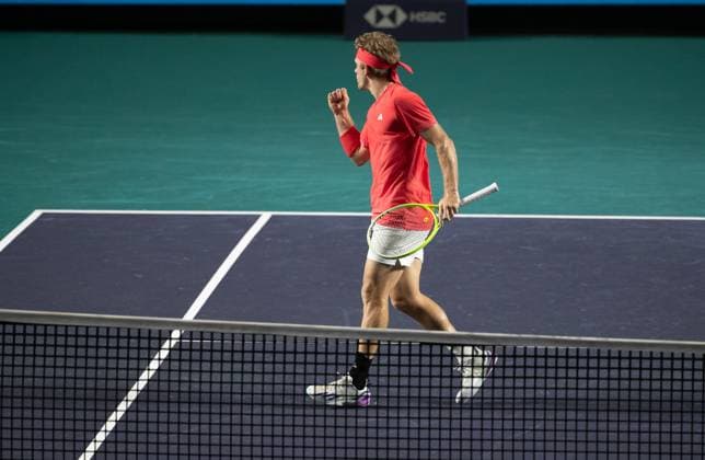 (250227) -- ACAPULCO, Feb. 27, 2025 -- Alejandro Davidovich Fokina of Spain reacts during the men s singles round of 16 match against Frances Tiafoe of the United States at the 2025 ATP, Tennis Herren Mexican Open tennis tournament in Acapulco, Mexico, Feb. 26, 2025. ) (SP)MEXICO-ACAPULCO-TENNIS-ATP-MEXICAN OPEN-MEN S SINGLES LixMengxin 