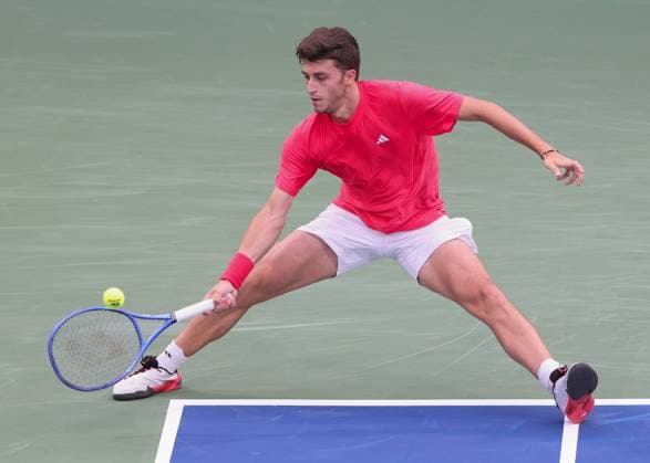 Luca Nardi ITA , Dubai Duty Free Tennis Championships, Dubai, U A E Tennis Dubai Tennis Championships 2025 ATP 500 Dubai Duty Free Tennis Stadium Dubai United Arab Emirates 27 February 2025 Copyright: xJuergenxHasenkopfx
