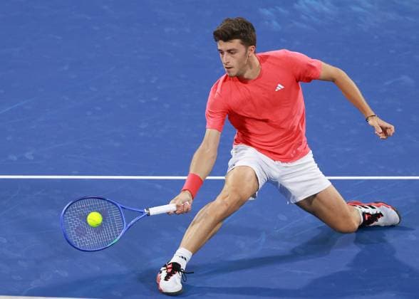 Luca Nardi ITA , Dubai Duty Free Tennis Championships, Dubai, U A E Tennis Dubai Tennis Championships 2025 ATP 500 Dubai Duty Free Tennis Stadium Dubai United Arab Emirates 27 February 2025 Copyright: xJuergenxHasenkopfx