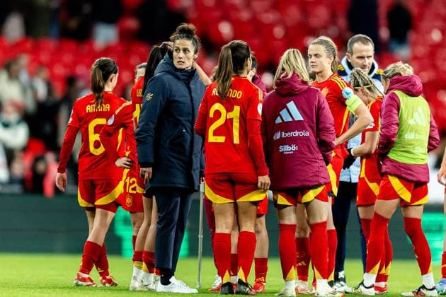 England Women v Spain Women UEFA Women s Nations League 26 02 2025. Group C Spain Women Manager Montserrat Tome glances behind during the UEFA Women s Nations League match between England Women and Spain Women at Wembley Stadium, London, England on 26 February 2025. London Wembley Stadium Greater London England Editorial use only , Copyright: xManjitxNarotrax PSI-21526-0102