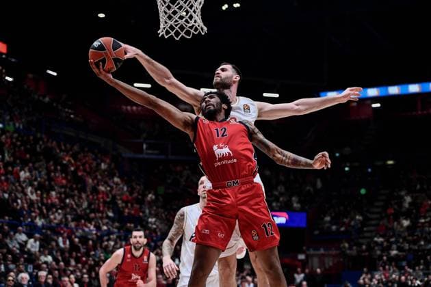 Bilder des Jahres 2025, Sport 02 Februar Sport Bilder des Tages Georgios Papagiannis, Armoni Brooks EA7 Emporio Armani Olimpia Milano - AS Monaco Turkish Airlines Euroleague 2024-25 Milano, 27 02 2025 Foto ClaudioDegaspari Ciamillo-Castoria  Copyright: xClaudioxxDegasparix