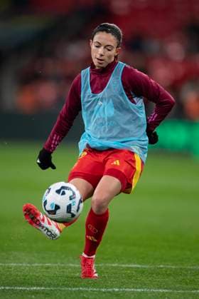 England v Spain - UEFA Women s Nations League 2024 25 Grp A3 MD2 LONDON, ENGLAND - FEBRUARY 26: Aitana Bonmati of Spain warms up before the UEFA Women s Nations League 2024 25 Grp A3 MD2 match between England and Spain at Wembley Stadium on February 26, 2025 in London, England. Aitana Bonmati London Wembley Stadium England United Kingdom Copyright: xVisionhausx 776242508