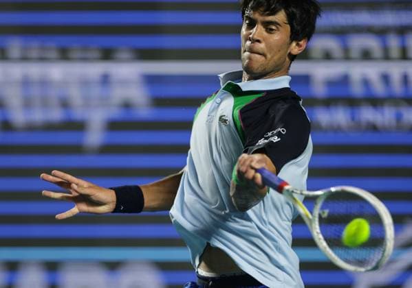 (250228) -- ACAPULCO, Feb. 28, 2025 -- Rodrigo Pacheco Mendez of Mexico hits a return during the singles quarterfinal match against Alejandro Davidovich Fokina of Spain at the 2025 ATP, Tennis Herren Mexican Open tennis tournament in Acapulco, Mexico, Feb. 27, 2025. (Photo by Xinhua) (SP)MEXICO-ACAPULCO-TENNIS-ATP-MEXICAN OPEN-SINGLES-QUARTERFINAL FranciscoxCanedo 