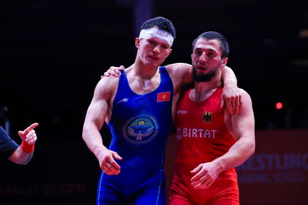 Sport Themen der Woche KW09 Sport Bilder des Tages Wrestling Muhamet Malo Ranking Series 2025 77kg GR - Yryskeldi Maksatbek Uulu (KGZ) df. Idris Hanpasaevic Ibaev (GER) *** Wrestling Muhamet Malo Ranking Series 2025 77kg GR Yryskeldi Maksatbek Uulu KGZ df Idris Hanpasaevic Ibaev GER