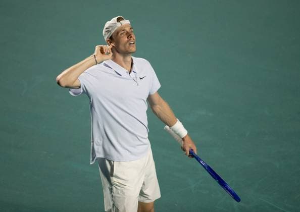(250301) -- ACAPULCO, March 1, 2025 -- Denis Shapovalov of Canada reacts during the singles semifinal match against Denis Shapovalov of Canada at the 2025 ATP, Tennis Herren Mexican Open tennis tournament in Acapulco, Mexico, Feb. 28, 2025. ) (SP)MEXICO-ACAPULCO-TENNIS-ATP-MEXICAN OPEN-SINGLES-SEMIFINAL LixMengxin 