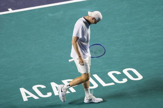 (250301) -- ACAPULCO, March 1, 2025 -- Denis Shapovalov of Canada reacts during the singles semifinal match against Denis Shapovalov of Canada at the 2025 ATP, Tennis Herren Mexican Open tennis tournament in Acapulco, Mexico, Feb. 28, 2025. (Photo by Xinhua) (SP)MEXICO-ACAPULCO-TENNIS-ATP-MEXICAN OPEN-SINGLES-SEMIFINAL FranciscoxCanedo 