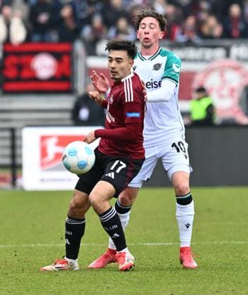 01 03 2025 Soccer Season 2024 2025 2 Soccer Bundesliga 24 Matchday 1 FC Nürnberg FCN Club Hannover 96 H96 Sportfoto Zink xwoxzix DFL regulations prohibit any use of photographs as image sequences and or quasi video only for editorial use Jens Castrop 17, 1 FC Nürnberg FCN Jannik Rochelt 10, Hannover 96 H96