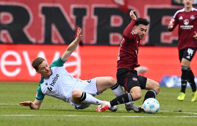 01 03 2025 Soccer Season 2024 2025 2 Soccer Bundesliga 24 Matchday 1 FC Nürnberg FCN Club Hannover 96 H96 Sportfoto Zink xwoxzix DFL regulations prohibit any use of photographs as image sequences and or quasi video only for editorial use Marcel Halstenberg 23, Hannover 96 H96 Jens Castrop 17, 1 FC Nürnberg FCN