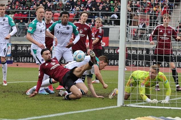 01 03 2025 Soccer Season 2024 2025 2 Soccer Bundesliga 24 Matchday 1 FC Nürnberg FCN Club Hannover 96 H96 Sportfoto Zink DaMa xdaxmax DFL regulations prohibit any use of photographs as image sequences and or quasi video only for editorial use Berkay Yilmaz 21, 1 FC Nürnberg FCN clears in front of the line