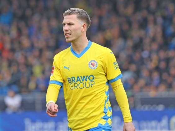 Eintracht BS vs SSV Ulm 1846 Braunschweig, 01 03 2025, Football, Season 24 25, 2 Bundesliga, 24 Matchday, Eintracht Braunschweig vs SSV Ulm 1846, Picture shows Lino Tempelmann BTSV, 20 Braunschweig