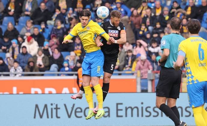 Eintracht BS vs SSV Ulm 1846 Braunschweig, 01 03 2025, Football, Season 24 25, 2 Bundesliga, 24 Matchday, Eintracht Braunschweig vs SSV Ulm 1846, Picture shows Levente Szabo BTSV, 11 Braunschweig