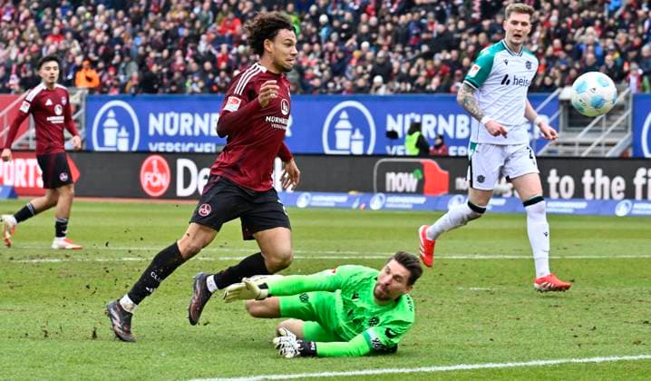 01 03 2025 Soccer Season 2024 2025 2 Soccer Bundesliga 24 Matchday 1 FC Nürnberg FCN Club Hannover 96 H96 Sportfoto Zink xwoxzix DFL regulations prohibit any use of photographs as image sequences and or quasi video only for editorial use Janis Antiste 28, 1 FC Nürnberg FCN Ron Robert Zieler 1, Hannover 96 H96