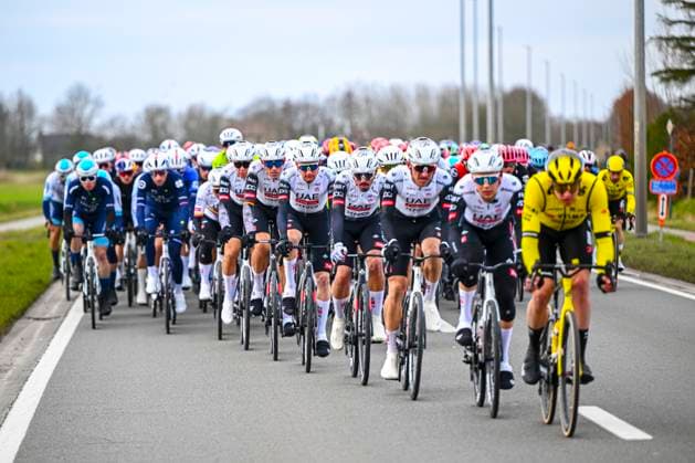 Omloop Het Nieuwsblad 2025 Cycling Race Ninove, Belgium - March 01 : Team UAE Team Emirates - XRG in action, Politt Nils (GER) of UAE Team Emirates - XRG, Wellens Tim (BEL) of UAE Team Emirates - XRG during the Men Elite UCI World Tour 80th Flanders Classics Omloop Het Nieuwsblad cycling race of 197 kms with start in Ghent and finish in Ninove on March 1, 2025 in Ninove, Belgium, 1 03 2025 ( Motordriver Kenny Verfaillie - Ninove Belgium  Copyright: xVincentxKalutx