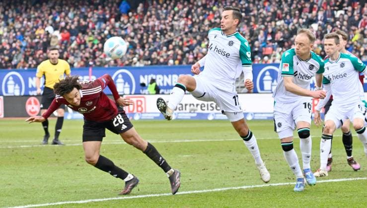 01 03 2025 Soccer Season 2024 2025 2 Soccer Bundesliga 24 Matchday 1 FC Nürnberg FCN Club Hannover 96 H96 Sportfoto Zink xwoxzix DFL regulations prohibit any use of photographs as image sequences and or quasi video only for editorial use Janis Antiste 28, 1 FC Nürnberg FCN Bartlomiej Wdowik 17, Hannover 96 H96 Havard Nielsen 16, Hannover 96 H96