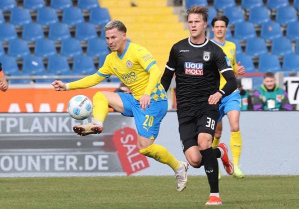 Eintracht BS vs SSV Ulm 1846 Braunschweig, 01 03 2025, Football, Season 24 25, 2 Bundesliga, 24 Matchday, Eintracht Braunschweig vs SSV Ulm 1846, Picture shows Lino Tempelmann BTSV, 20 Braunschweig
