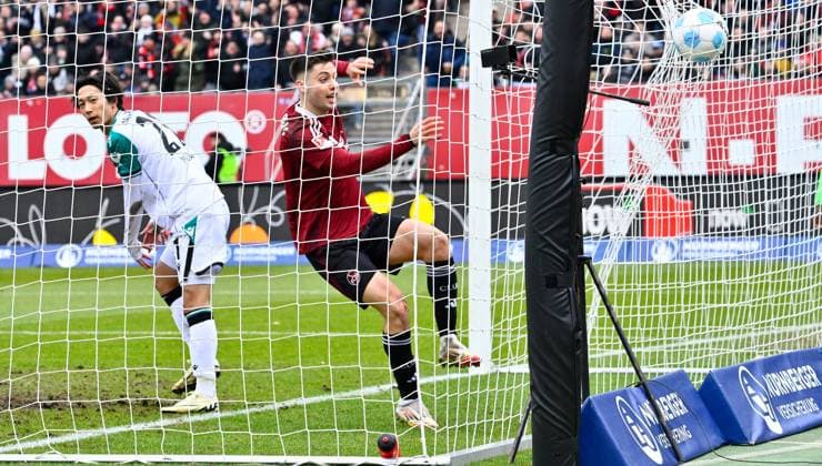 01 03 2025 Soccer Season 2024 2025 2 Soccer Bundesliga 24 Matchday 1 FC Nürnberg FCN Club Hannover 96 H96 Sportfoto Zink xwoxzix DFL regulations prohibit any use of photographs as image sequences and or quasi video only for editorial use Stefanos Tzimas 9, 1 FC Nürnberg FCN erzielt Treffer Tor Torschuß zum 1 1 gegen Sei Muroya 21, Hannover 96 H96