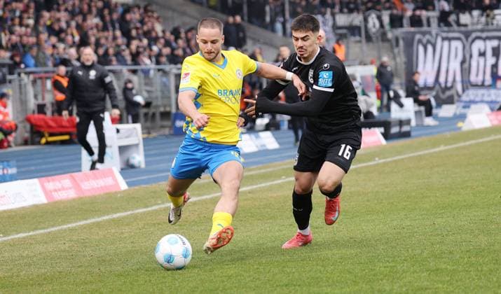 Eintracht BS vs SSV Ulm 1846 Braunschweig, 01 03 2025, Football, Season 24 25, 2 Bundesliga, 24 Matchday, Eintracht Braunschweig vs SSV Ulm 1846, Picture shows Marvin Rittmüller BTSV, 18 Braunschweig