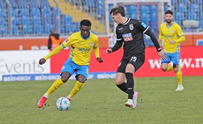 Eintracht BS vs SSV Ulm 1846 Braunschweig, 01 03 2025, Football, Season 24 25, 2 Bundesliga, 24 Matchday, Eintracht Braunschweig vs SSV Ulm 1846, Picture shows Richmond Tachie BTSV, 29 Braunschweig