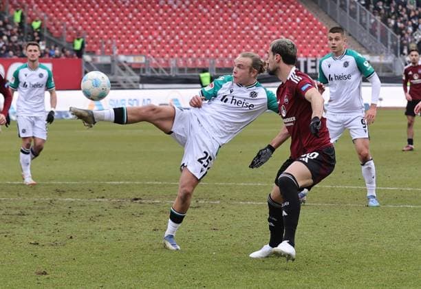 01 03 2025 Soccer Season 2024 2025 2 Soccer Bundesliga 24 Matchday 1 FC Nürnberg FCN Club Hannover 96 H96 Sportfoto Zink DaMa xdaxmax DFL regulations prohibit any use of photographs as image sequences and or quasi video only for editorial use Lars Gindorf 25, Hannover 96 H96 Mahir Emreli 30, 1 FC Nürnberg FCN