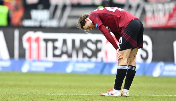01 03 2025 Soccer Season 2024 2025 2 Soccer Bundesliga 24 Matchday 1 FC Nürnberg FCN Club Hannover 96 H96 Sportfoto Zink xwoxzix DFL regulations prohibit any use of photographs as image sequences and or quasi video only for editorial use Caspar Jander 20, 1 FC Nürnberg FCN disappointed Disappointment after the end of the match