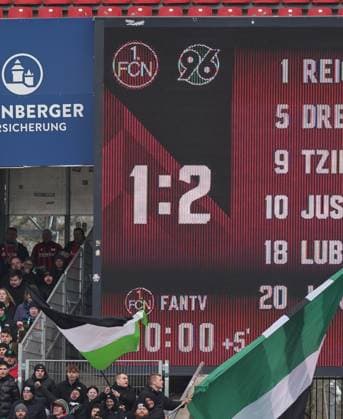 01 03 2025 Soccer Season 2024 2025 2 Soccer Bundesliga 24 Matchday 1 FC Nürnberg FCN Club Hannover 96 H96 Sportfoto Zink DaMa xdaxmax DFL regulations prohibit any use of photographs as image sequences and or quasi video only for editorial use Symbolbild Symbolfoto Feature Impression Scoreboard with final score 1 2 for Hannover
