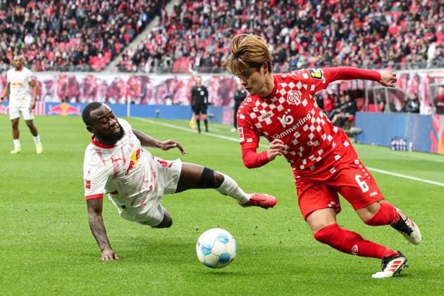 Kaishu Sano FSV Mainz 05,6 vs Lutsharel Geertruida RB Leipzig,3 1 Soccer Bundesliga Season 2024 2025 RB Leipzig vs FSV Mainz 05 at the Red Bull Arena in Leipzig Action,Soccer,Germany,Man,Men,01 03 2025