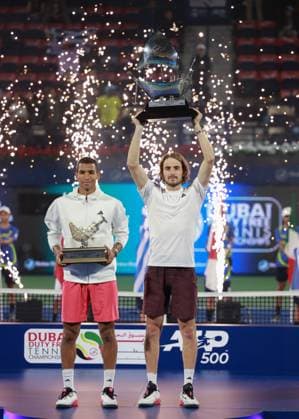 L R Finalist Felix Auger Aliassime and winner Stefanos Tsitsipas with the trophy, trophy, award ceremony, Presentation, Dubai Duty Free Tennis Championships, Dubai, U A E Tennis Dubai Tennis Championships 2024 ATP Dubai Duty Free Tennis Stadium Dubai United Arab Emirates 1 March 2025 Copyright: xJuergenxHasenkopfx