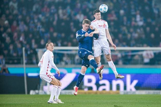2 Soccer Bundesliga, Karlsruher SC 1 FC Köln 01 03 2025 Header duel Mikkel Kaufmann Karlsruher SC, 14 , Eric Martel 1 FC Köln, 6 2 Soccer Bundesliga, Karlsruher SC 1 FC Köln, Karlsruhe, BBBank Wildpark am 01 03 2025 DFL REGULATIONS PROHIBIT ANY USE OF PHOTOGRAPHS AS IMAGE SEQUENCES AND OR QUASI VIDEO Copyright: xBEAUTIFULxSPORTS Wunderlx