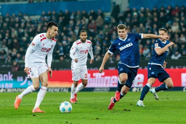 2 Soccer Bundesliga, Karlsruher SC 1 FC Köln 01 03 2025 duel Dejan Ljubicic 1 FC Köln, 7 , Lasse Günther Karlsruher SC, 29 2 Soccer Bundesliga, Karlsruher SC 1 FC Köln, Karlsruhe, BBBank Wildpark am 01 03 2025 DFL REGULATIONS PROHIBIT ANY USE OF PHOTOGRAPHS AS IMAGE SEQUENCES AND OR QUASI VIDEO Copyright: xBEAUTIFULxSPORTS Wunderlx
