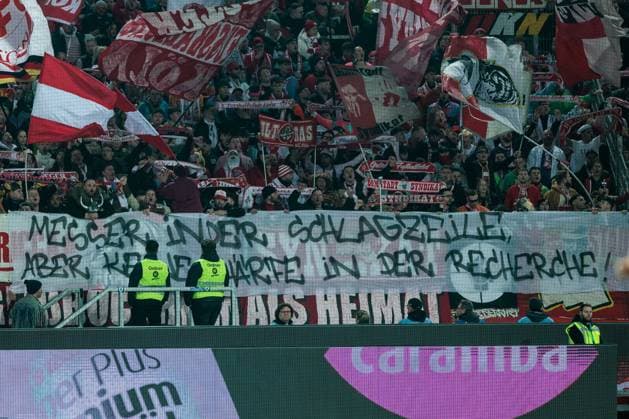 2 Fussball Bundesliga, Karlsruher SC 1 FC Köln 01 03 2025 Banner 1 FC Köln Fanszene Messer in der Schlagzeile, aber keine Schärfe in der Recherche 2 Fussball Bundesliga, Karlsruher SC 1 FC Köln, Karlsruhe, BBBank Wildpark am 01 03 2025 DFL REGULATIONS PROHIBIT ANY USE OF PHOTOGRAPHS AS IMAGE SEQUENCES AND OR QUASI VIDEO Copyright: xBEAUTIFULxSPORTS Wunderlx