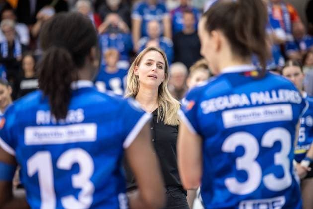 Volleyball, Women, VBL, MTV Stuttgart - SC Potsdam, Kim Oszvald-Renkem farewell