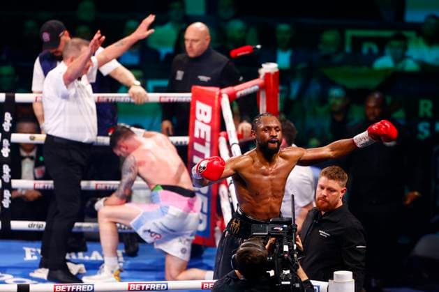 Bilder des Jahres 2025, Sport 03 MÃ¤rz Sport Themen der Woche KW09 Sport Bilder des Tages 1st March 2025; SSE Arena, Belfast, Northern Ireland: IBF Welterweight Final Eliminator; Lewis Crocker versus Paddy Donovan; In the undercard light heavyweight division, Craig Richards celebrates his victory over Padraig McCrory in a TKO in round 8  ActionPlus12756086 GrahamxService