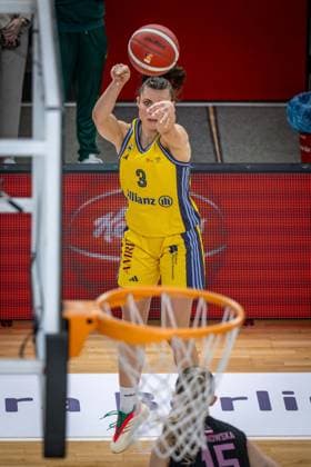 Basketball Berlin 01 03 2025 Season 2024 2025 Cup TOP4 of the Toyota Womens Basketball Bundesliga Semifinals Saarlouis Royals Alba Berlin Theresa Simon Alba, No 03