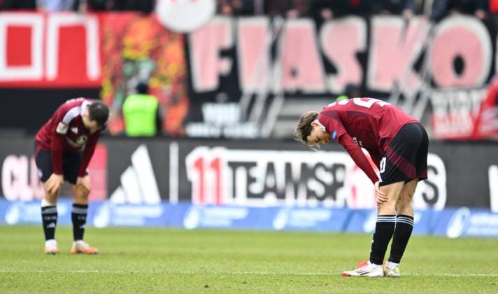 01 03 2025 Soccer Season 2024 2025 2 Soccer Bundesliga 24 Matchday 1 FC Nürnberg FCN Club Hannover 96 H96 Sportfoto Zink xwoxzix DFL regulations prohibit any use of photographs as image sequences and or quasi video only for editorial use Caspar Jander 20, 1 FC Nürnberg FCN disappointed Disappointment after the end of the match